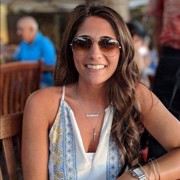 Meet your Posher, Linda - Picture 1 of 1